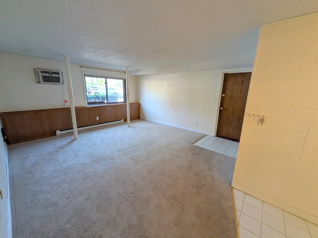 1 bed, 1 bath apartment for rent at 16 Juniper Rd Unit 14A, North Attleboro — photo 8 of 14