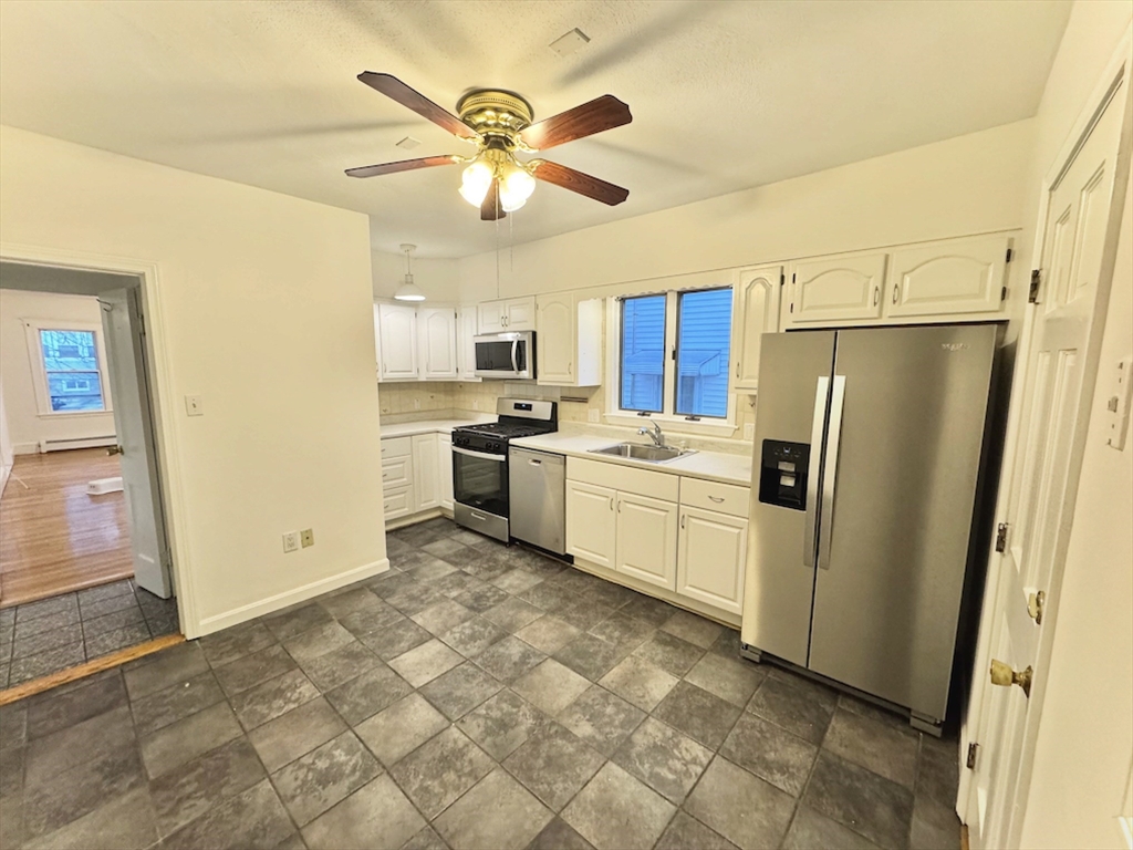 3 bed, 2 bath apartment for rent at 16 Kondazian St Unit 16, Watertown — photo 24 of 42