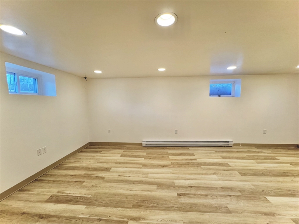 3 bed, 2 bath apartment for rent at 16 Kondazian St Unit 16, Watertown — photo 20 of 42