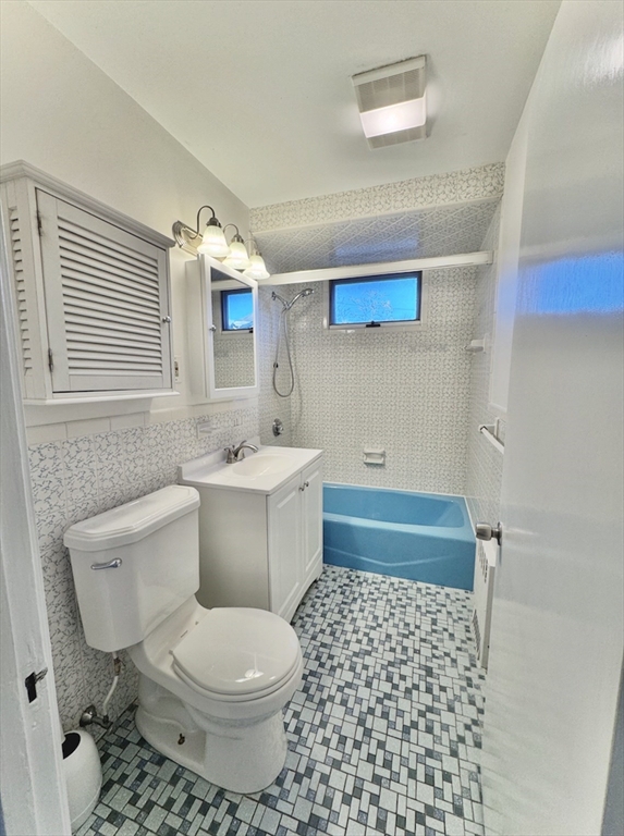 3 bed, 2 bath apartment for rent at 16 Kondazian St Unit 16, Watertown — photo 29 of 42