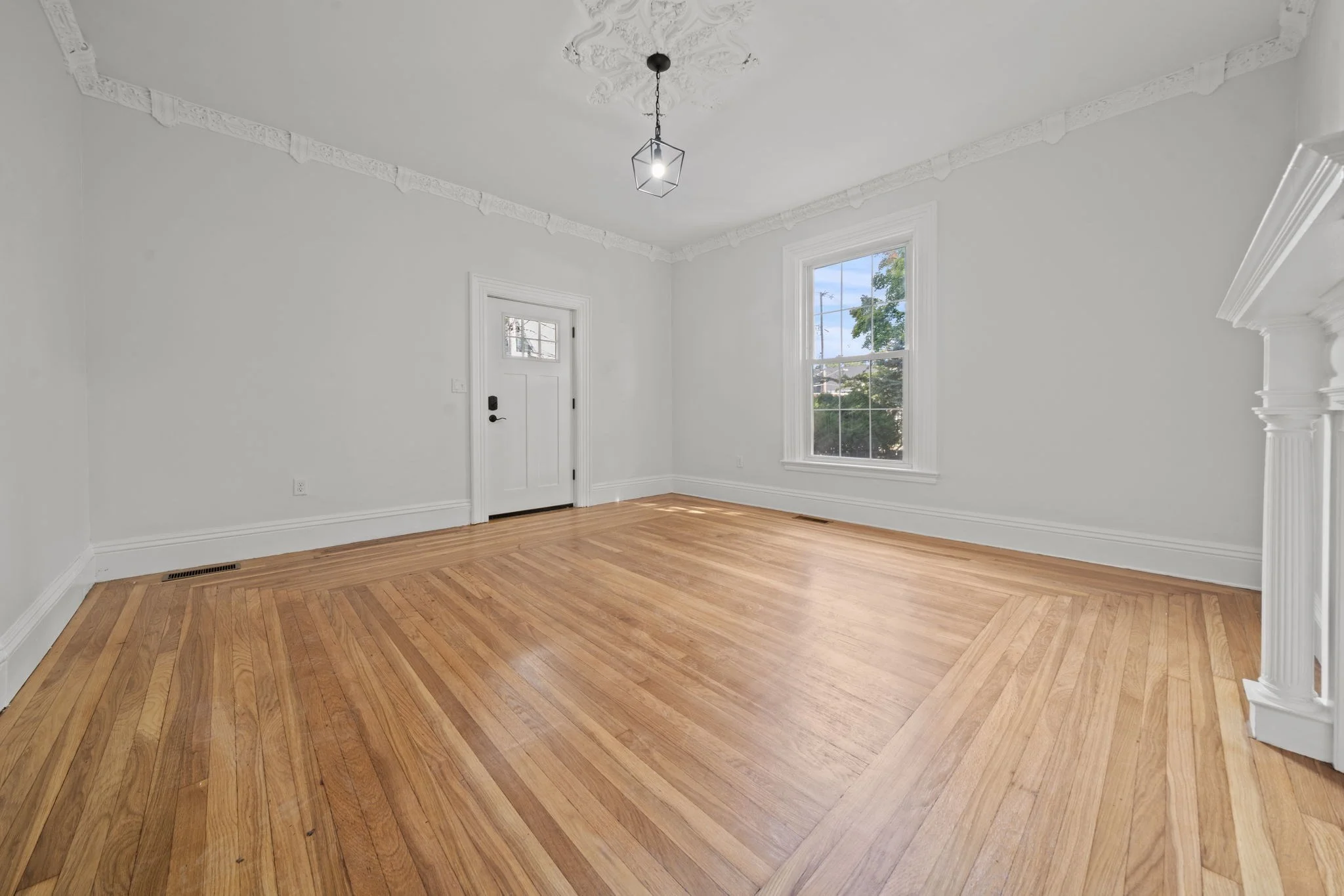 1 bed, 2 bath apartment for rent at 16 Lafayette St Unit 1, Wakefield — photo 4 of 12