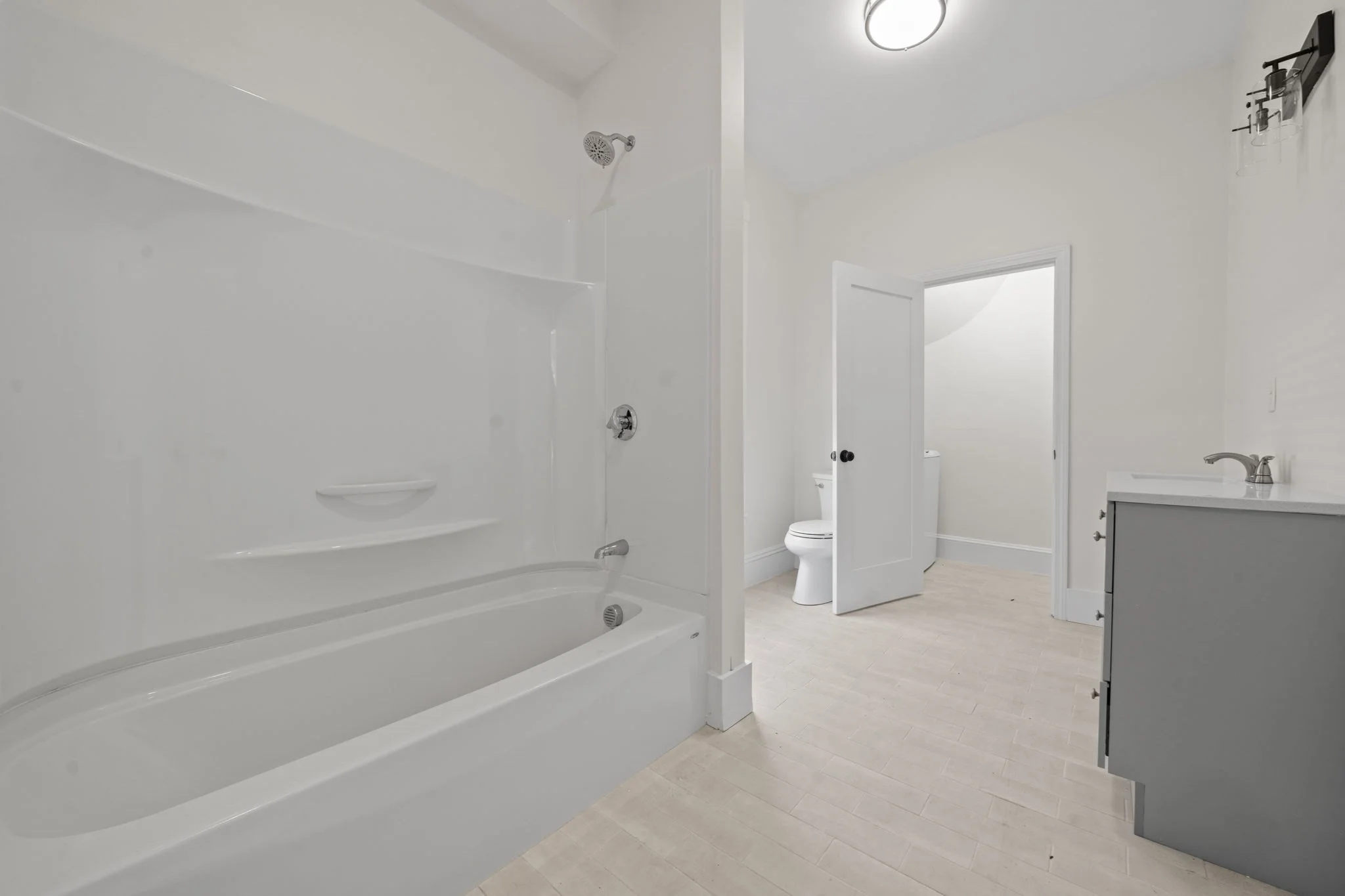 1 bed, 2 bath apartment for rent at 16 Lafayette St Unit 1, Wakefield — photo 9 of 12