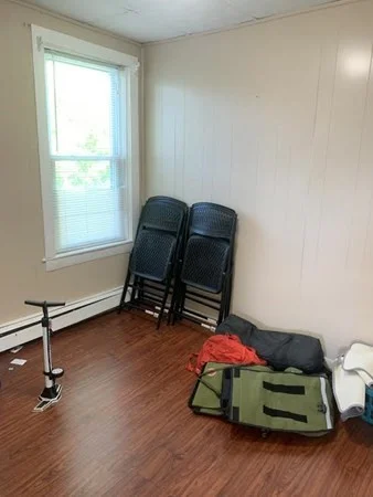 3 bed, 1 bath apartment for rent at 16 Leeds St Unit 3, South Boston — photo 8 of 19