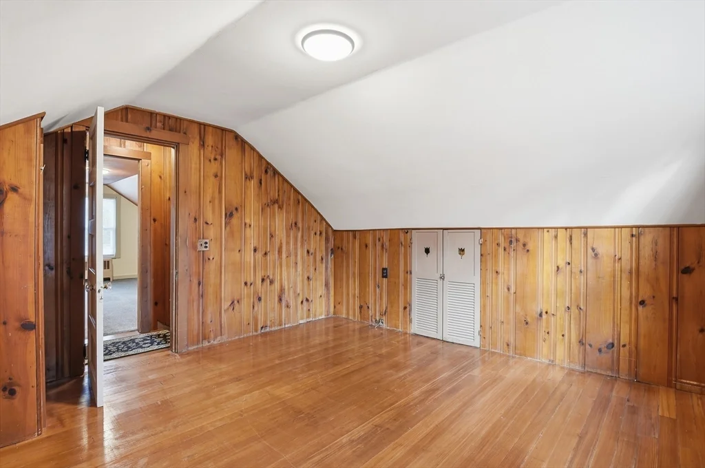 3 bed, 1 bath apartment for rent at 16 Liberty Dr, Shrewsbury — photo 24 of 34