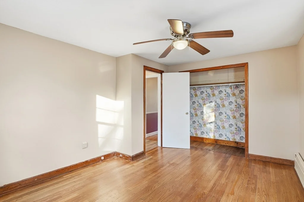 3 bed, 1 bath apartment for rent at 16 Liberty Dr, Shrewsbury — photo 18 of 34