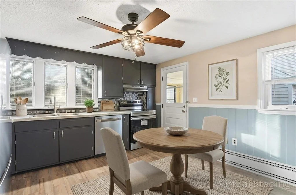 3 bed, 1 bath apartment for rent at 16 Liberty Dr, Shrewsbury — photo 8 of 34
