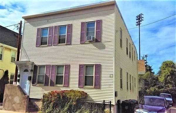 2 bed, 1 bath apartment for rent at 16 Lincoln St Unit 2, Brighton — photo 1 of 9
