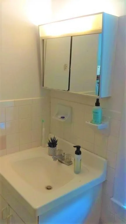 2 bed, 1 bath apartment for rent at 16 Lincoln St Unit 2, Brighton — photo 6 of 9
