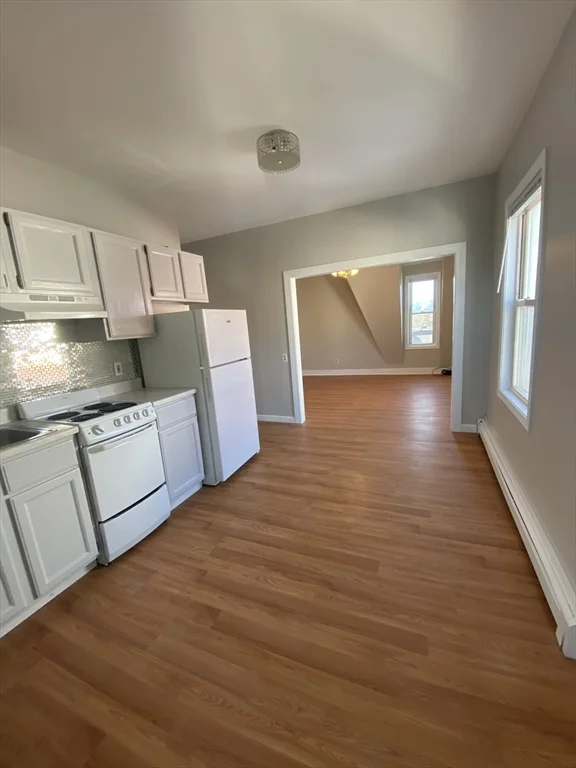 1 bed, 1 bath apartment for rent at 16 Lincoln St Unit 3-6, Malden — photo 1 of 11