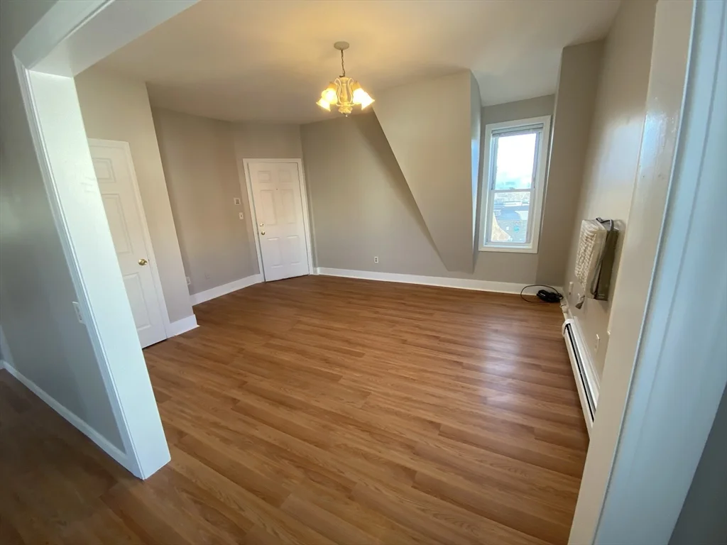 1 bed, 1 bath apartment for rent at 16 Lincoln St Unit 3-6, Malden — photo 6 of 11