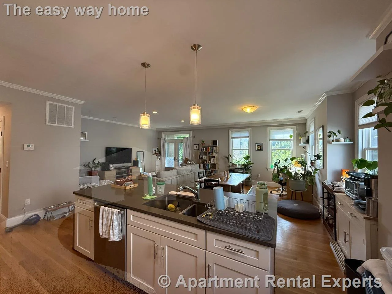 2 bed, 2 bath apartment for rent at 16 Linden Ave Unit 6, Porter Square — photo 3 of 16