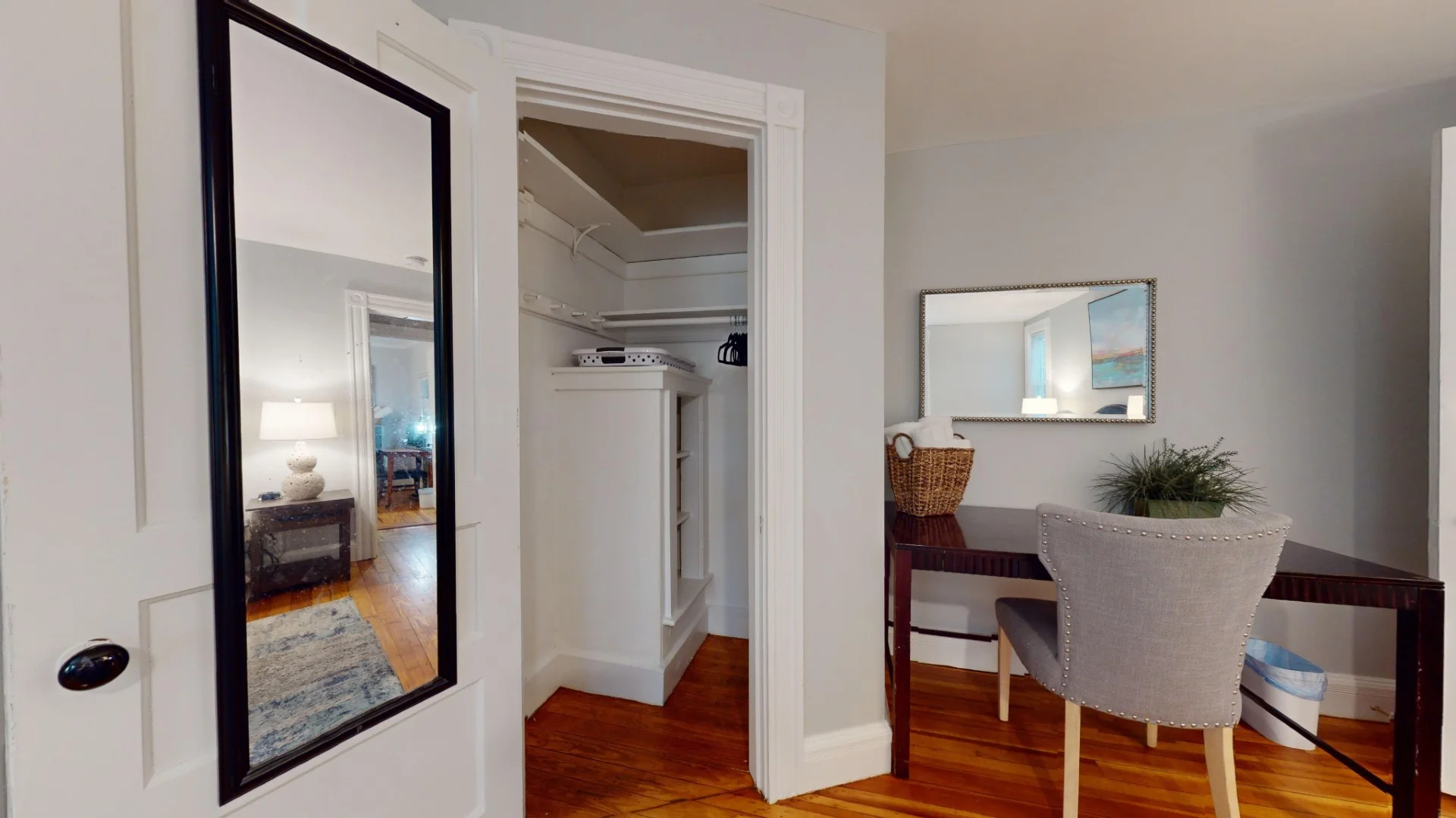3 bed, 1 bath apartment for rent at 16 Linder Ter Unit 2, Hunnewell Hill — photo 7 of 10