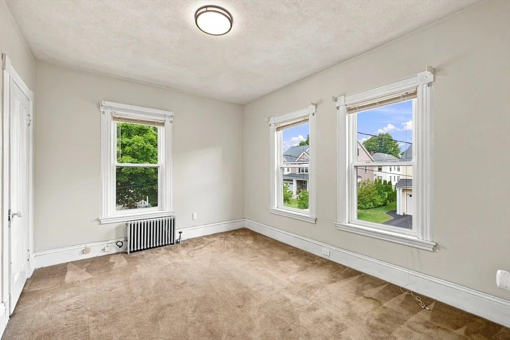 2 bed, 1 bath apartment for rent at 16 Lochwan St Unit 16, Winchester — photo 22 of 25