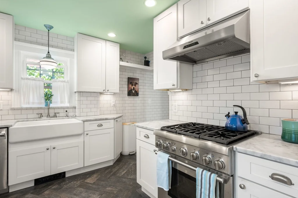 2 bed, 1 bath apartment for rent at 16 Longfellow Rd, Arlington Heights — photo 13 of 41