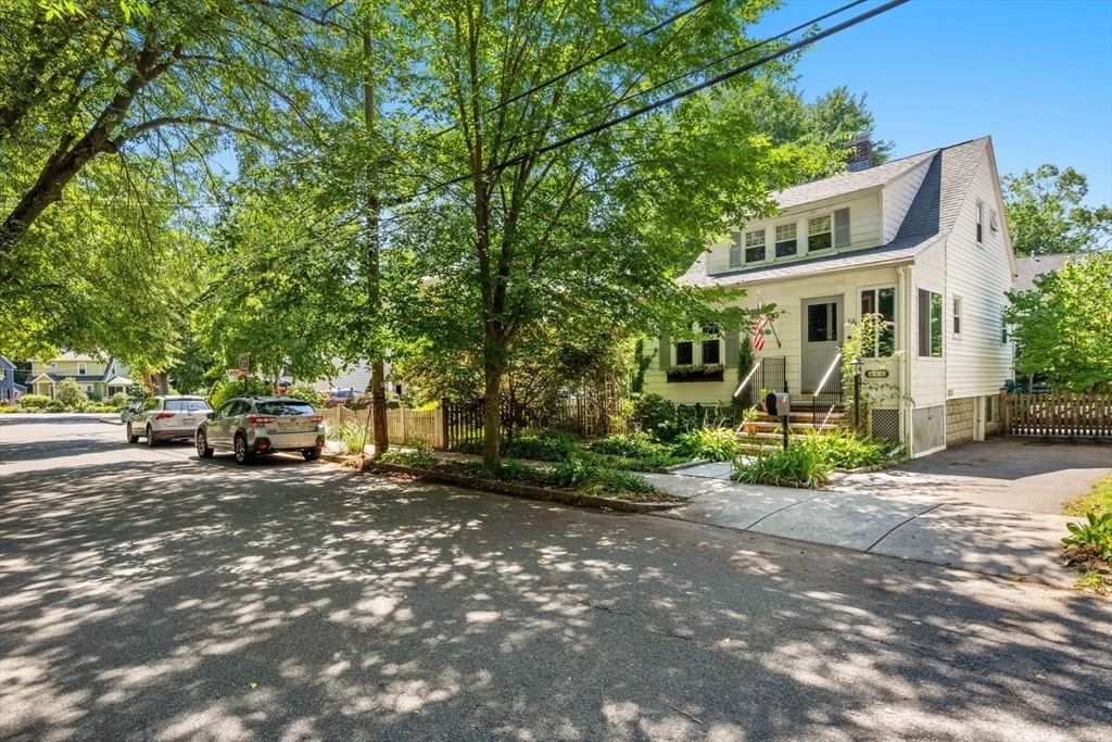 2 bed, 1 bath apartment for rent at 16 Longfellow Rd, Arlington Heights — photo 37 of 41