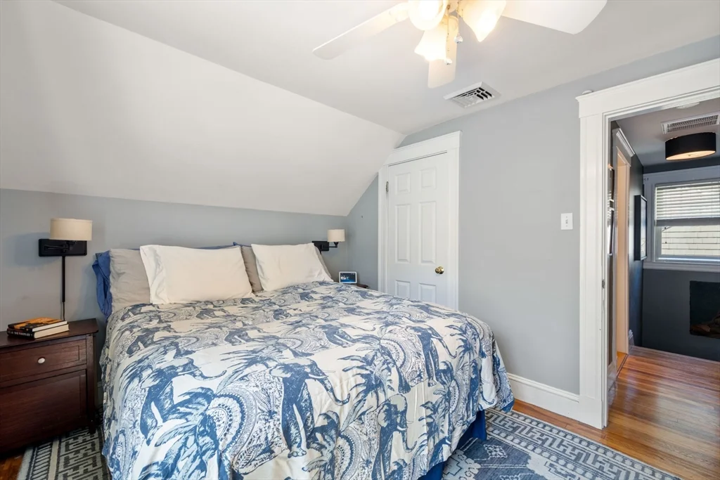 2 bed, 1 bath apartment for rent at 16 Longfellow Rd, Arlington Heights — photo 27 of 41