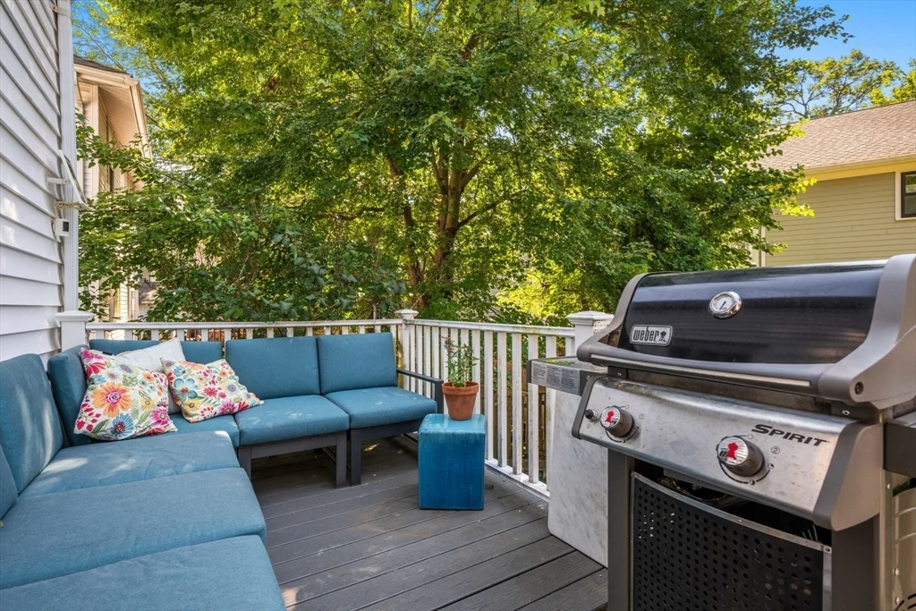 2 bed, 1 bath apartment for rent at 16 Longfellow Rd, Arlington Heights — photo 31 of 41