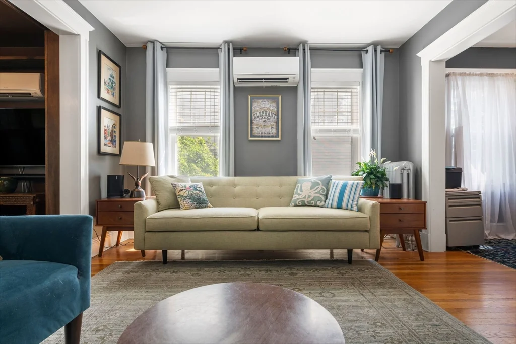 2 bed, 1 bath apartment for rent at 16 Longfellow Rd, Arlington Heights — photo 6 of 41