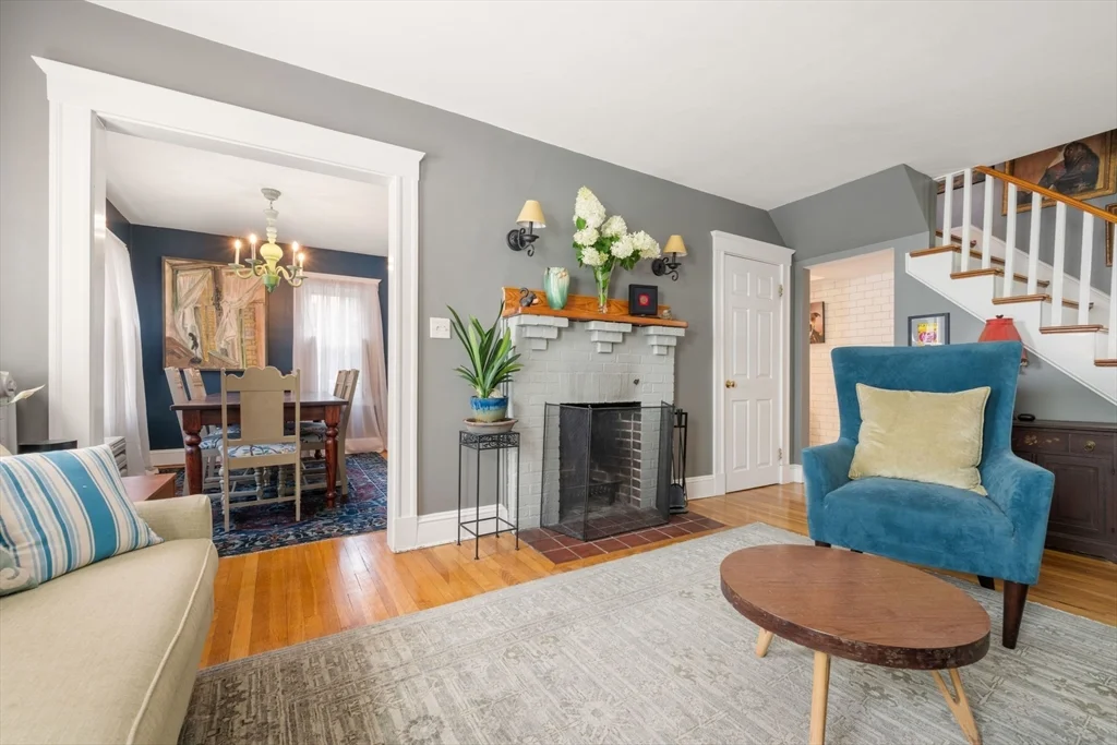2 bed, 1 bath apartment for rent at 16 Longfellow Rd, Arlington Heights — photo 3 of 41