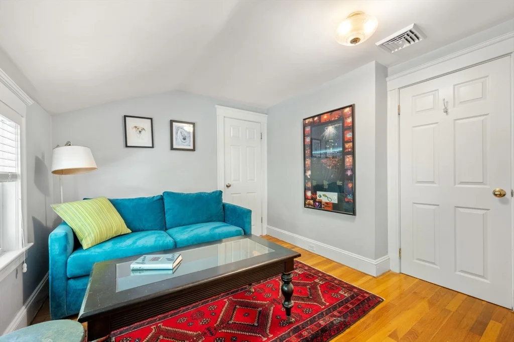 2 bed, 1 bath apartment for rent at 16 Longfellow Rd, Arlington Heights — photo 29 of 41