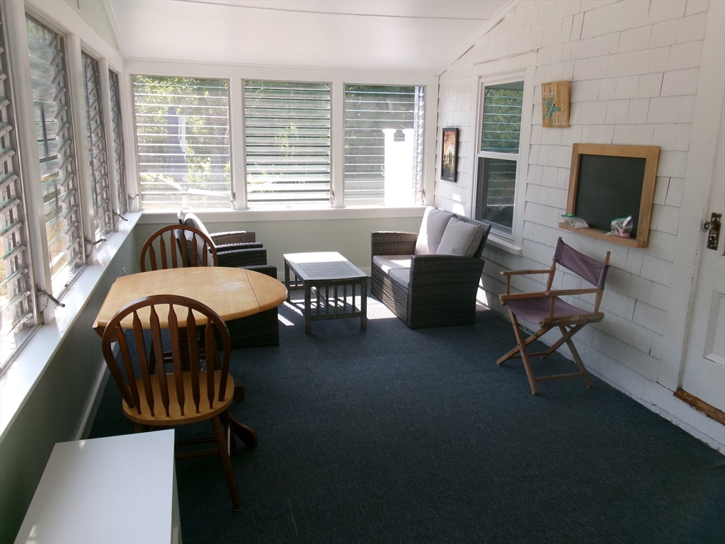 2 bed, 1 bath apartment for rent at 16 Lopresti Unit 0, Manomet — photo 4 of 12