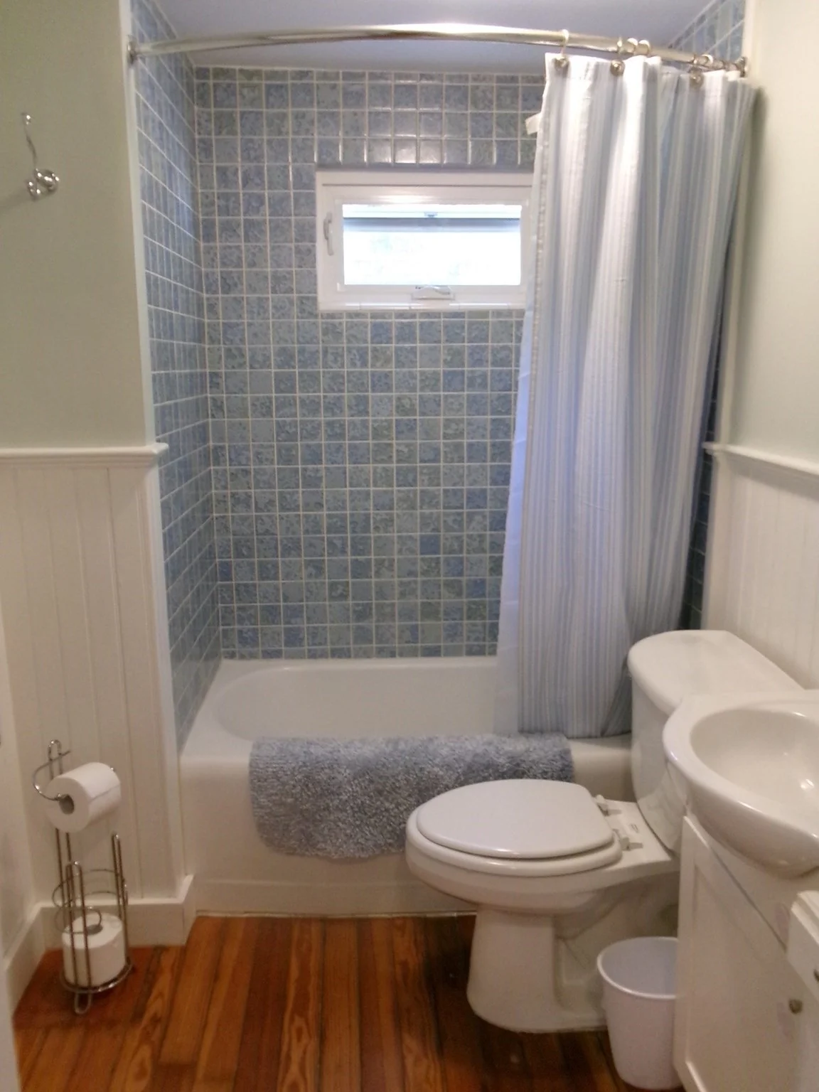 2 bed, 1 bath apartment for rent at 16 Lopresti Unit 0, Manomet — photo 9 of 12