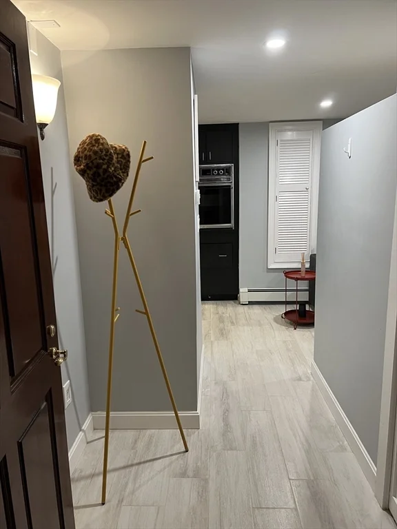Studio bed, 1 bath apartment for rent at 16 Louisburg Sq Unit B, Beacon Hill — photo 6 of 18