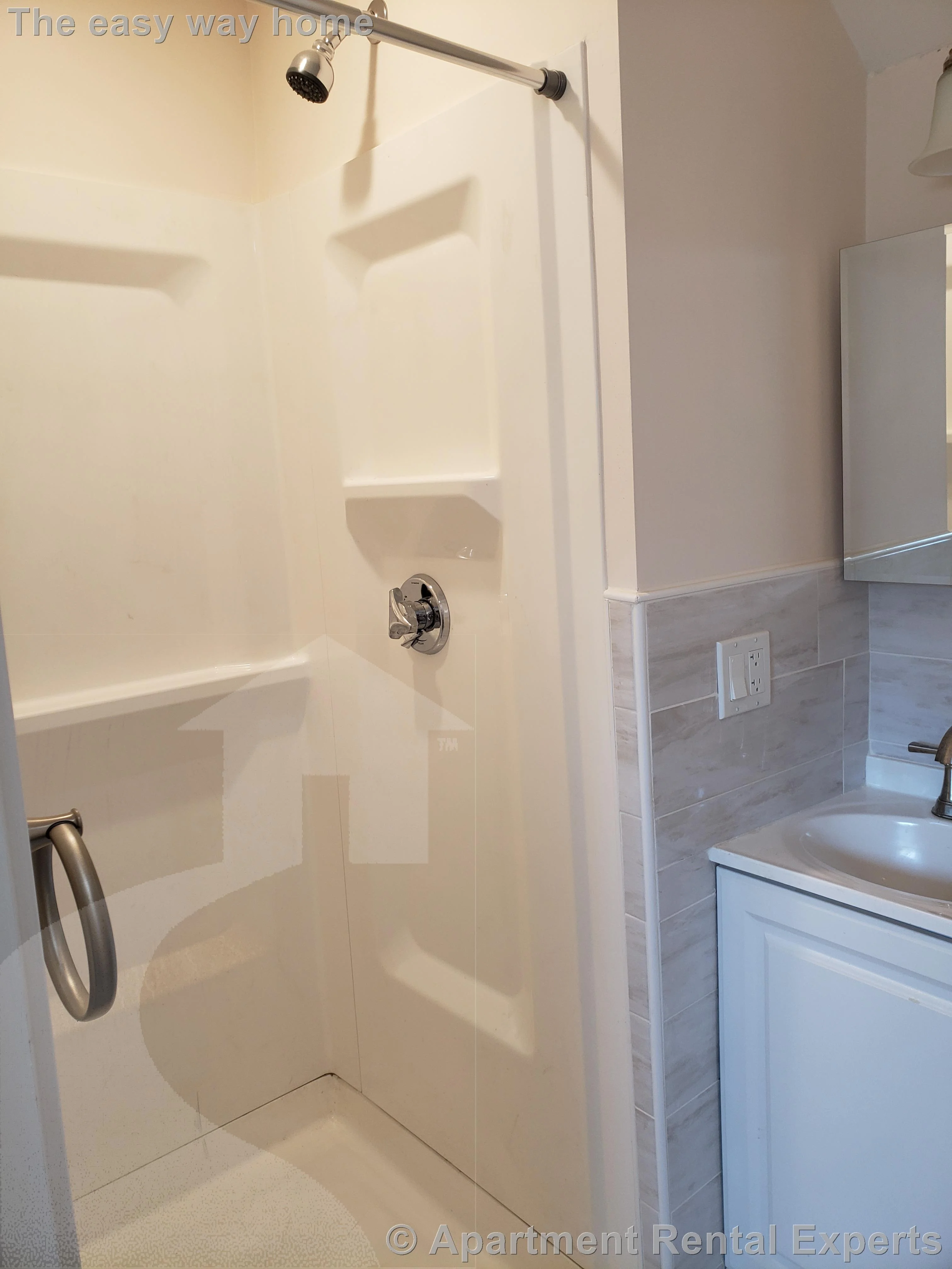 4 bed, 2 bath apartment for rent at 16 Marcella St, Boston — photo 20 of 30