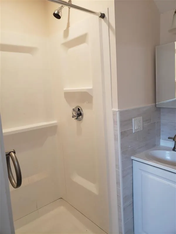 4 bed, 2 bath apartment for rent at 16 Marcella St Unit 1, Roxbury — photo 20 of 30