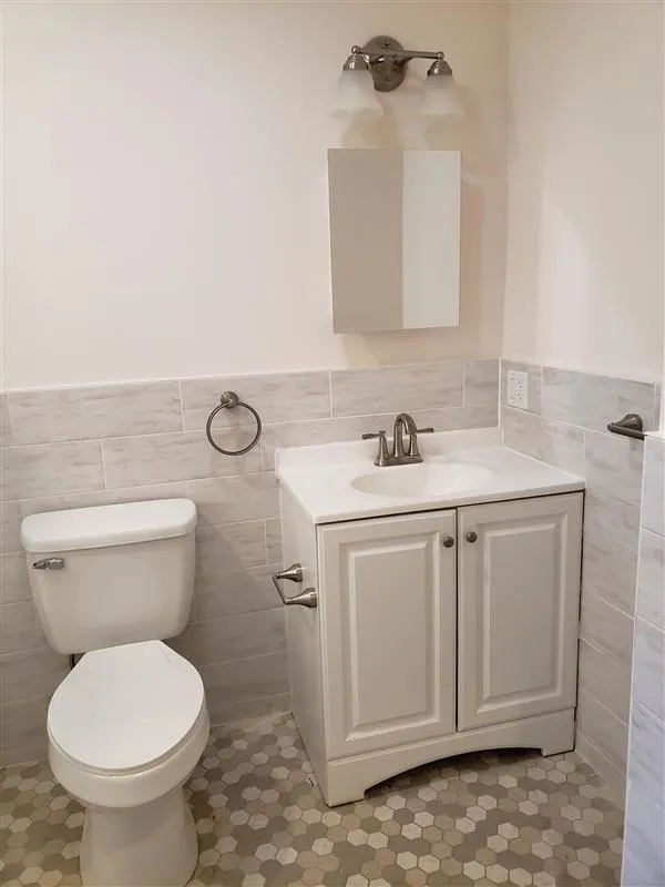 4 bed, 2 bath apartment for rent at 16 Marcella St Unit 1, Roxbury — photo 9 of 30