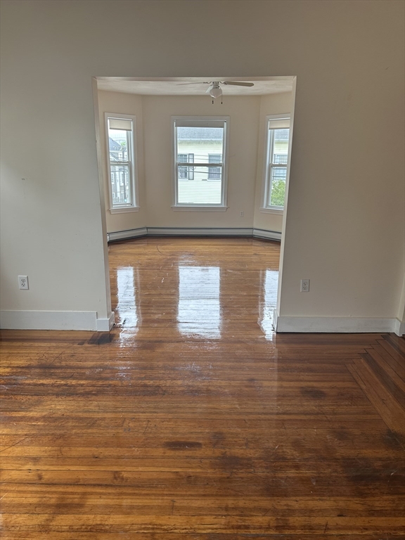 3 bed, 1 bath apartment for rent at 16 Mason St Unit 2, Salem — photo 5 of 15