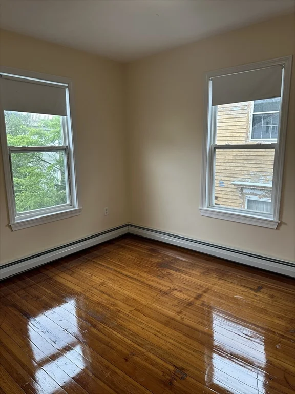 3 bed, 1 bath apartment for rent at 16 Mason St Unit 3, Glenwood — photo 12 of 16