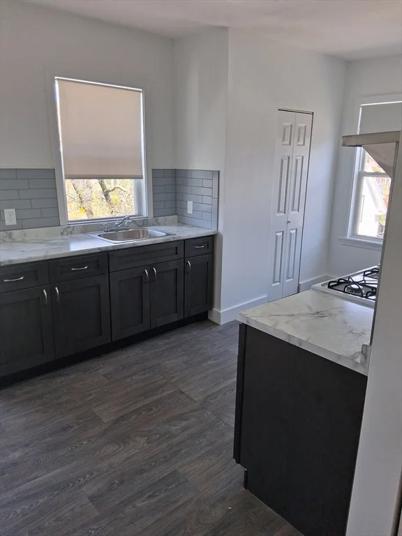 3 bed, 1 bath apartment for rent at 16 Mason St Unit 3, Glenwood — photo 16 of 16
