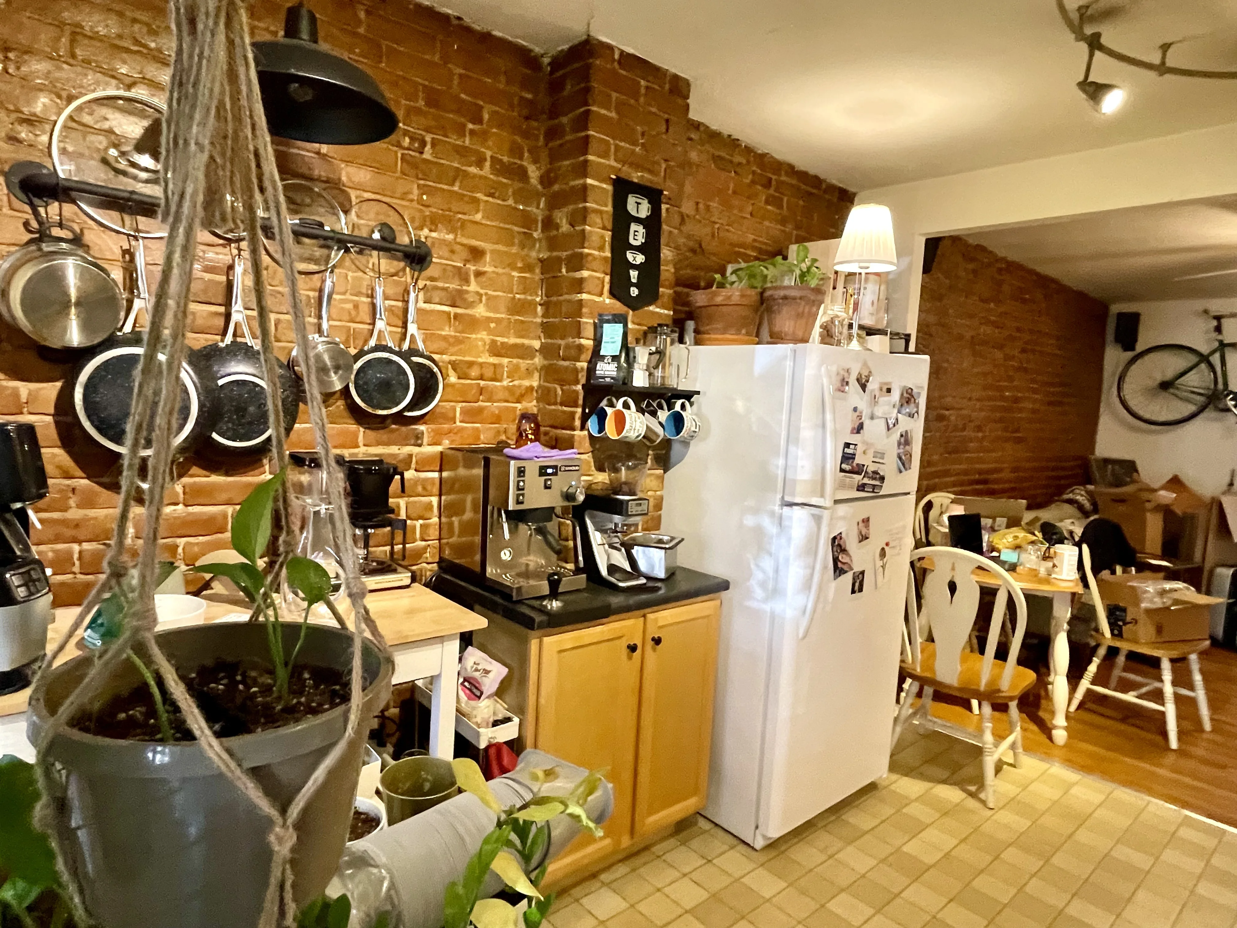 2 bed, 1 bath apartment for rent at 16 Mead St Unit 1A, Allston — photo 4 of 8