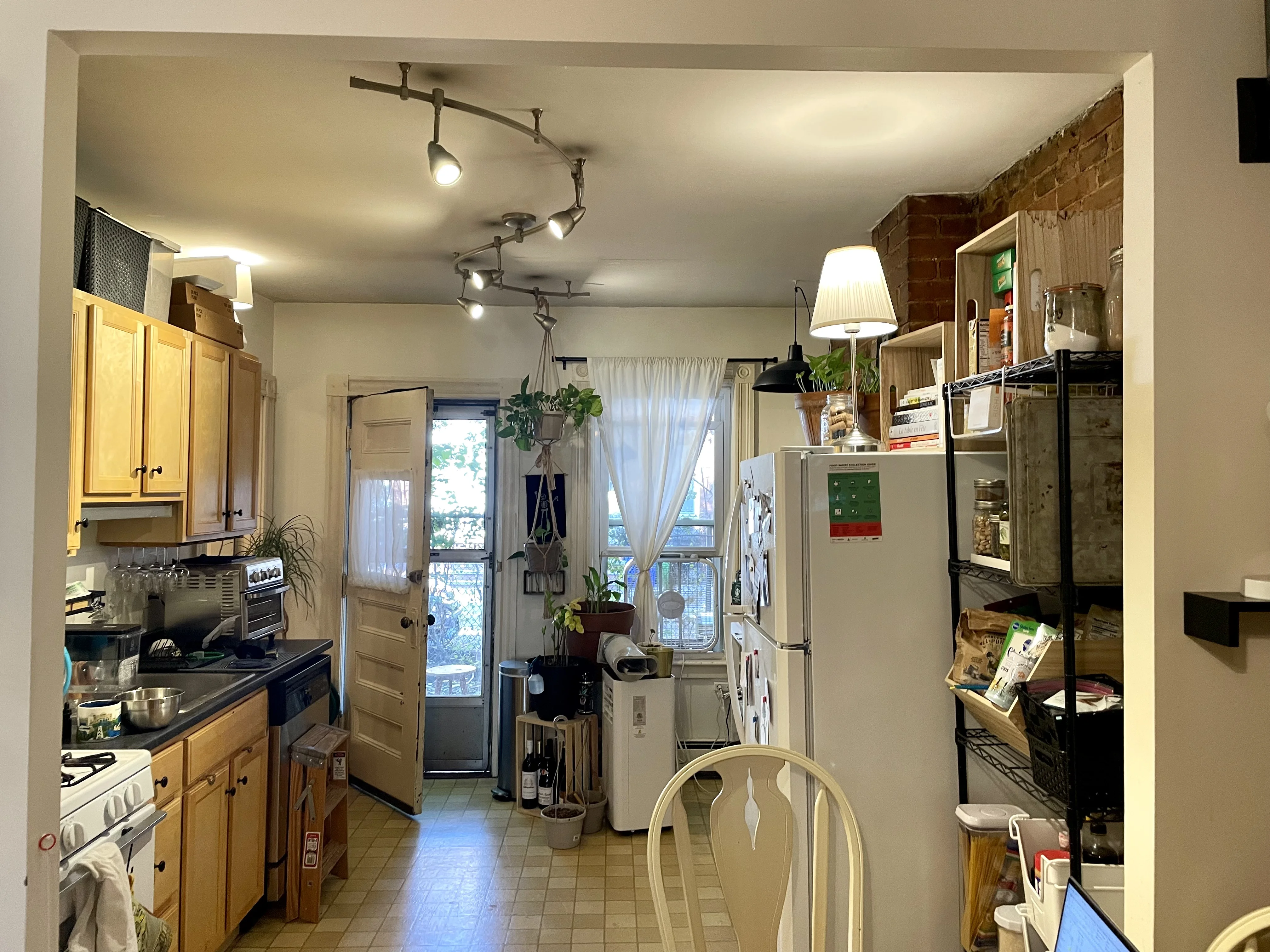 2 bed, 1 bath apartment for rent at 16 Mead St Unit 1A, Allston — photo 1 of 8