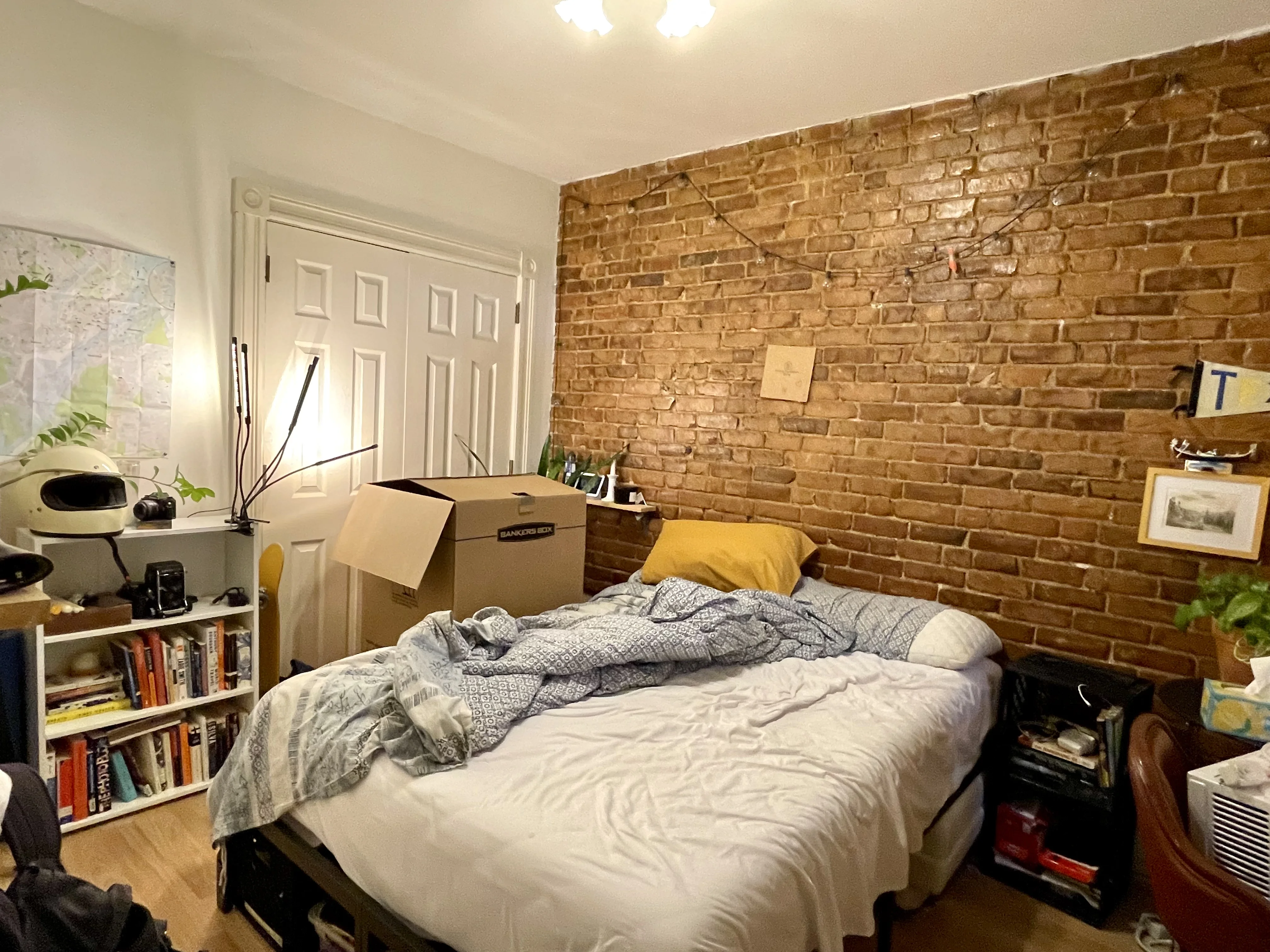 2 bed, 1 bath apartment for rent at 16 Mead St Unit 1A, Allston — photo 2 of 8