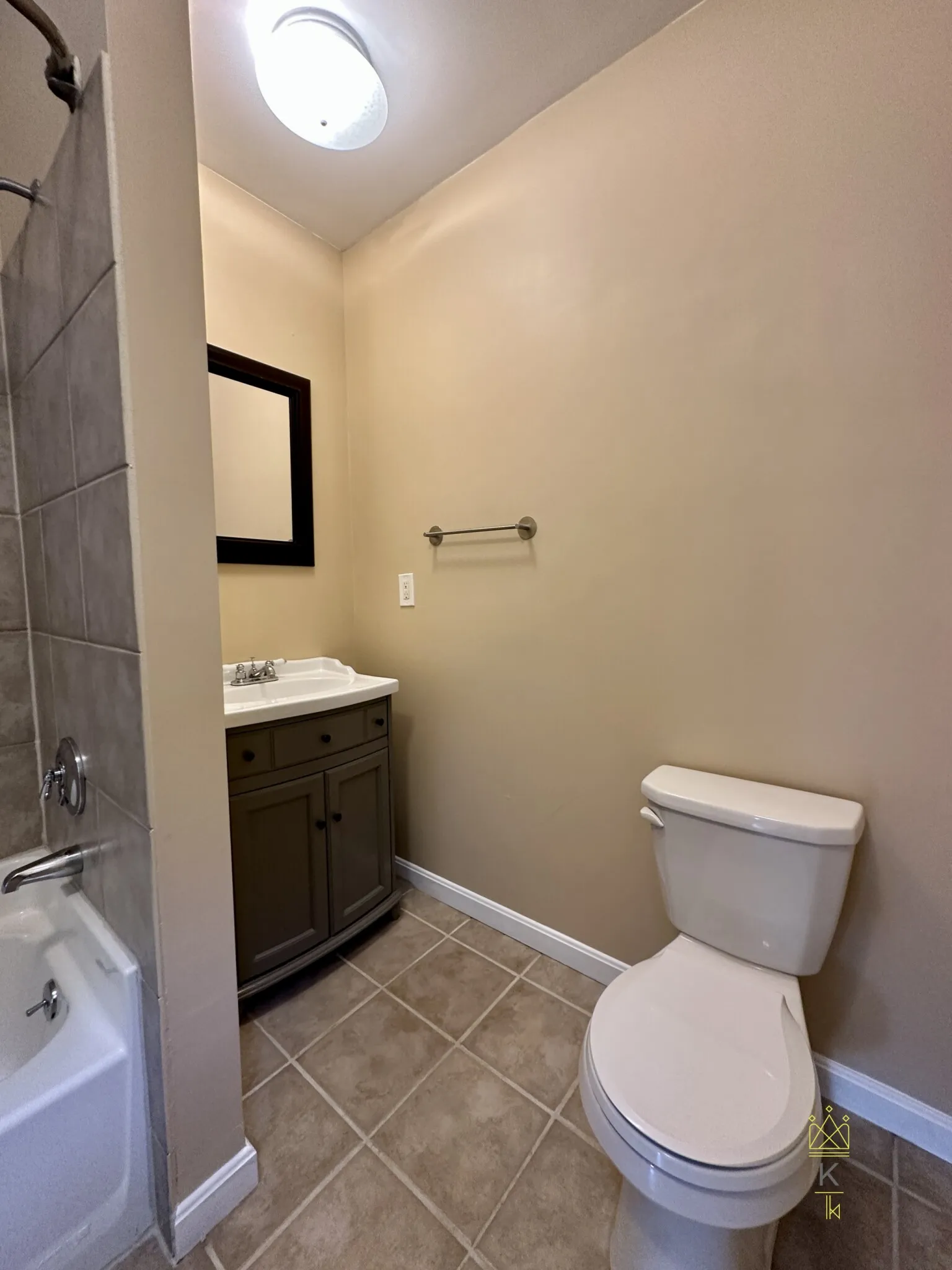 2 bed, 2 bath apartment for rent at 16 Melbourne St Unit 1, Dorchester — photo 14 of 16