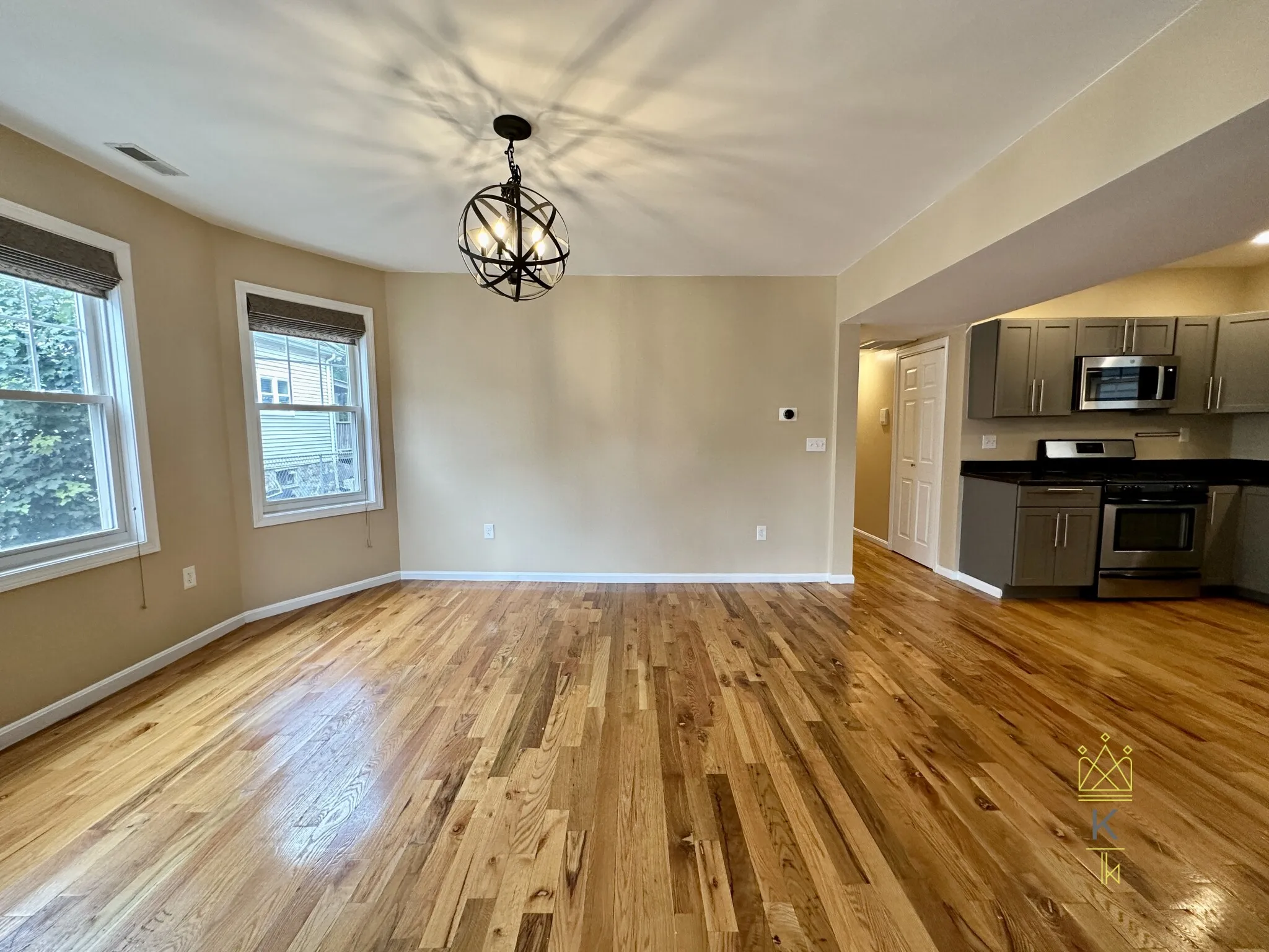 2 bed, 2 bath apartment for rent at 16 Melbourne St Unit 1, Dorchester — photo 5 of 16