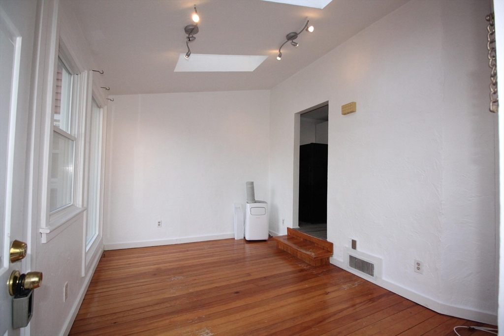 2 bed, 1 bath apartment for rent at 16 Middlesex St Unit 11, Chelmsford — photo 2 of 20