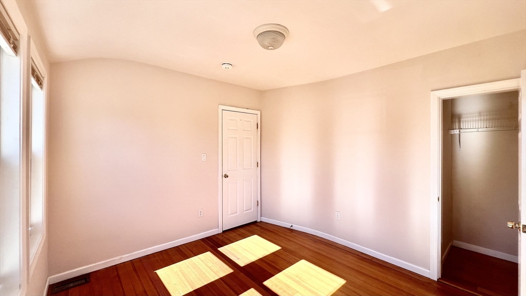 4 bed, 2 bath apartment for rent at 16 Miller Stile Rd Unit 2, Quincy Center — photo 12 of 20
