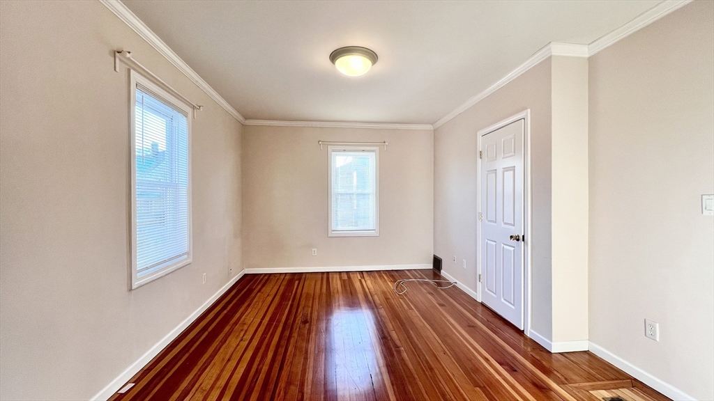 4 bed, 2 bath apartment for rent at 16 Miller Stile Rd Unit 2, Quincy Center — photo 1 of 20