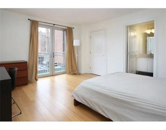 2 bed, 2 bath apartment for rent at 16 Miner St Unit 302, Fenway — photo 7 of 17