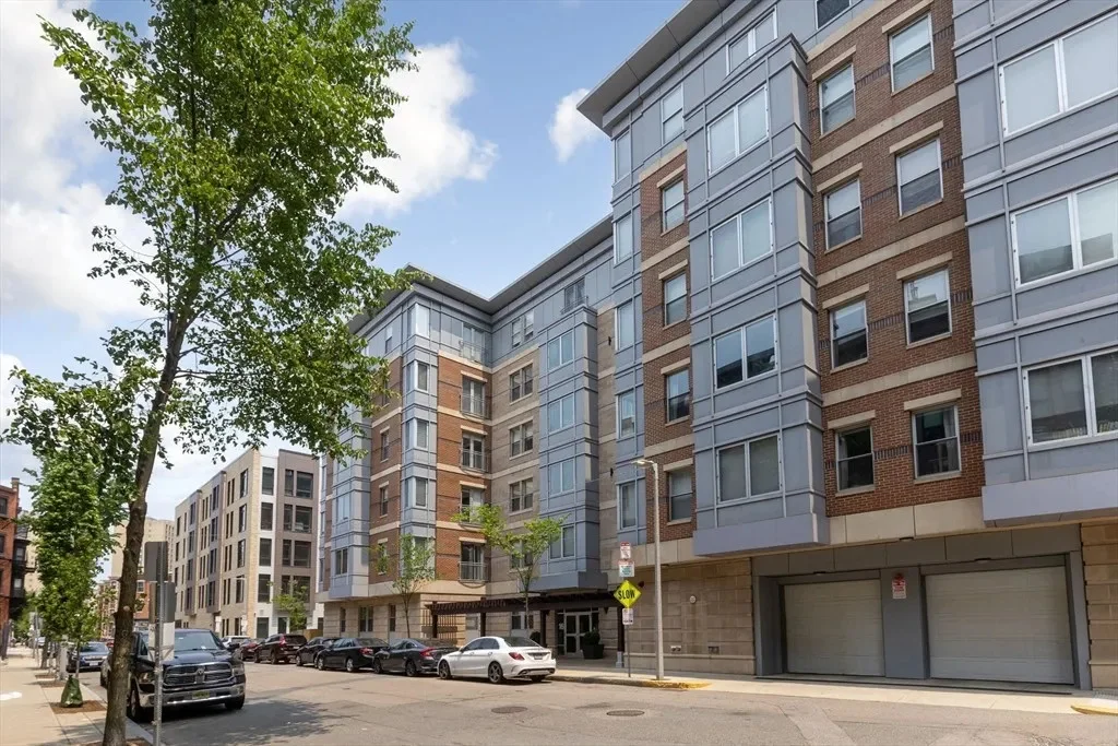 2 bed, 1 bath apartment for rent at 16 Miner St Unit 303, Fenway — photo 10 of 13