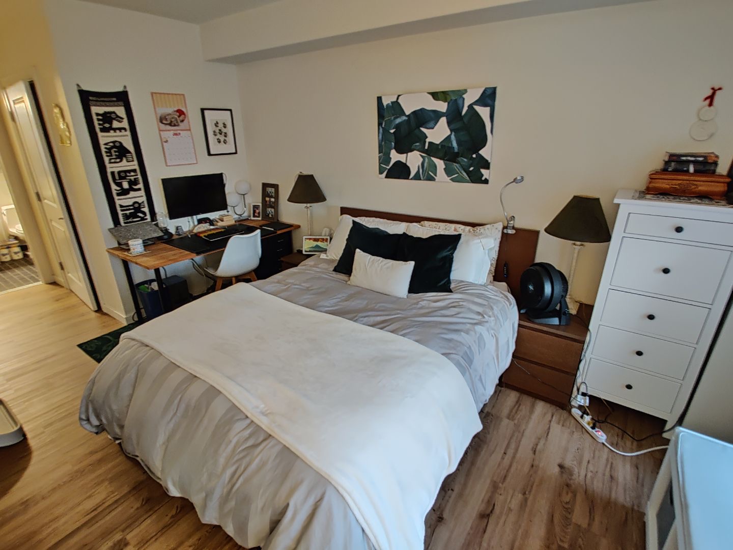 2 bed, 2 bath apartment for rent at 16 Miner St Unit 304, Fenway — photo 4 of 7
