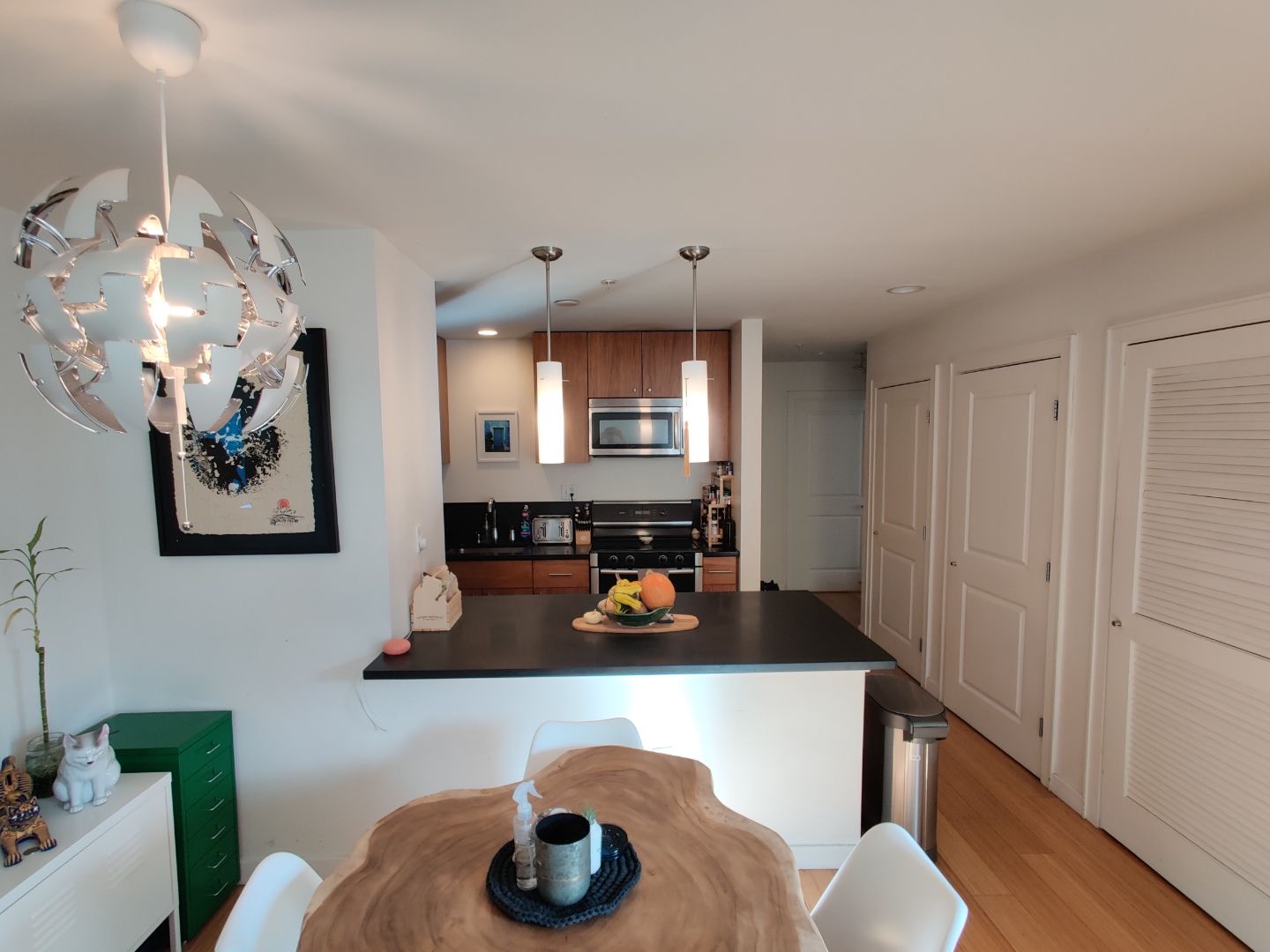 2 bed, 2 bath apartment for rent at 16 Miner St Unit 304, Fenway — photo 2 of 7