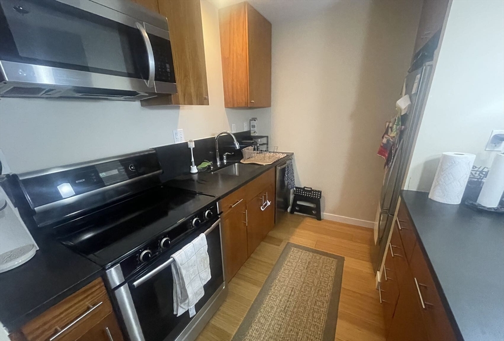 2 bed, 2 bath apartment for rent at 16 Miner St Unit 402, Fenway — photo 2 of 10