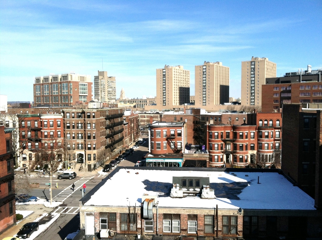 2 bed, 2 bath apartment for rent at 16 Miner St Unit 602, Fenway — photo 14 of 20