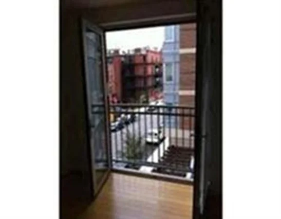 Studio bed apartment for rent at 16 Miner Unit 310, Fenway — photo 8 of 11