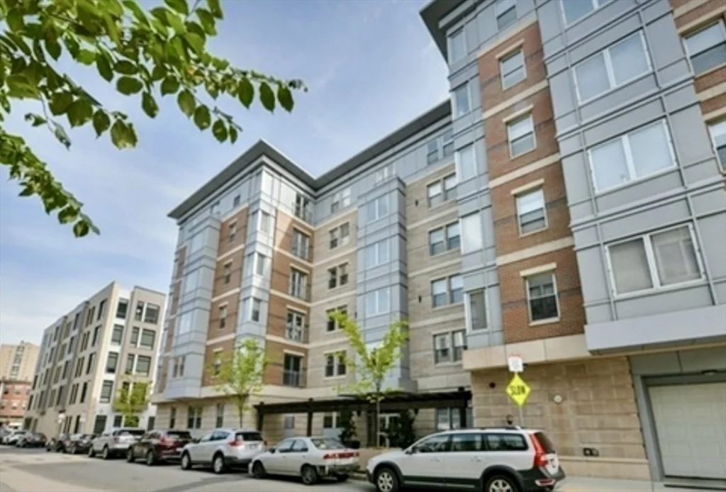 Studio bed apartment for rent at 16 Miner Unit 310, Fenway — photo 10 of 11