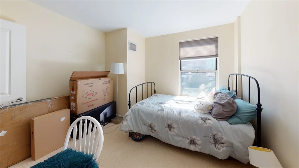 2 bed, 1 bath apartment for rent at 16 Miner Unit 607, Fenway — photo 7 of 10